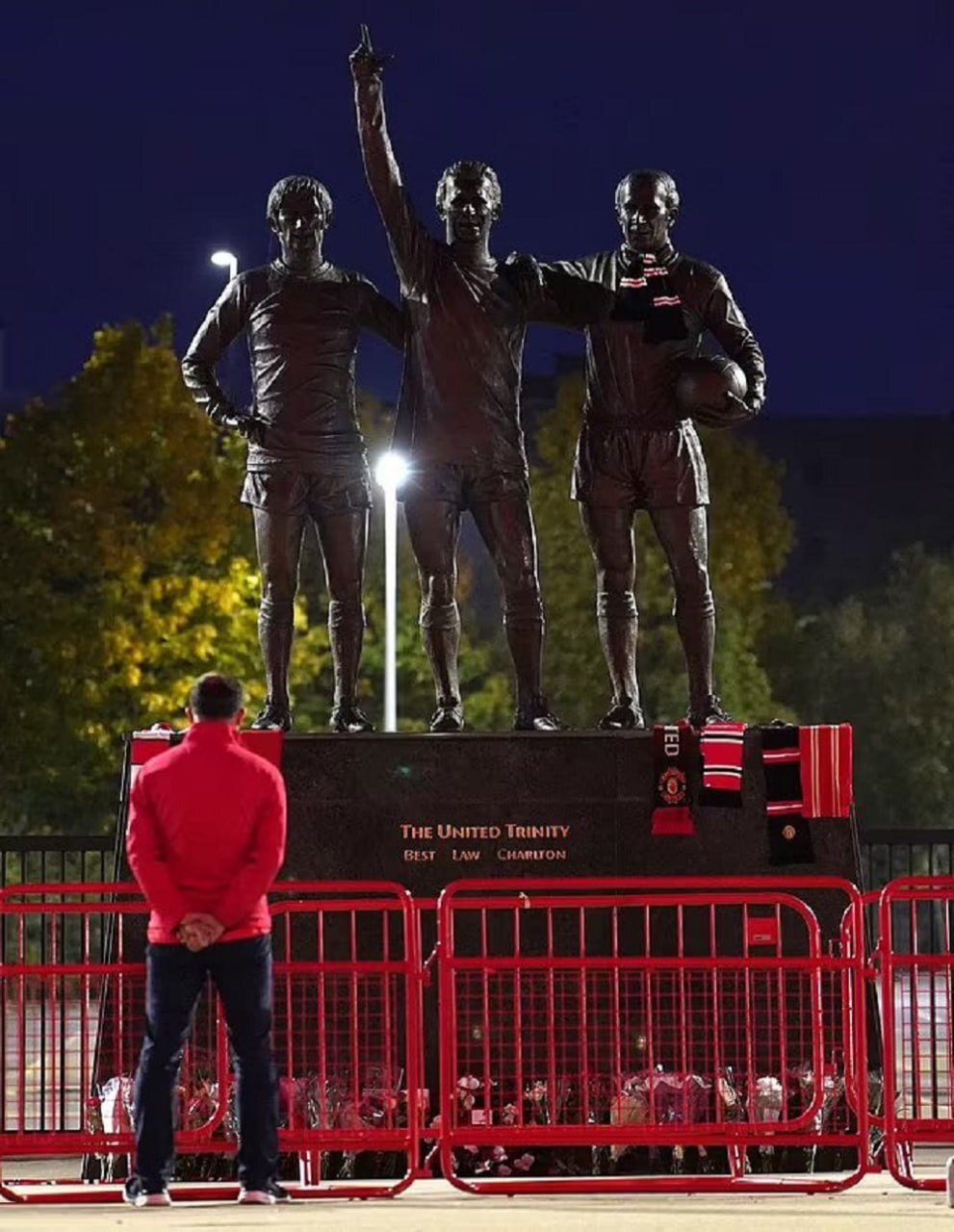 «سربابی» متفاوت با پله، مارادونا، مسی و رونالدو؛ چارلتون اسطورهای فراتر از فوتبال و نماد واقعی فروتنی و موفقیت «سربابی» متفاوت با پله، مارادونا، مسی و رونالدو؛ چارلتون اسطورهای فراتر از فوتبال و نماد واقعی فروتنی و موفقیت