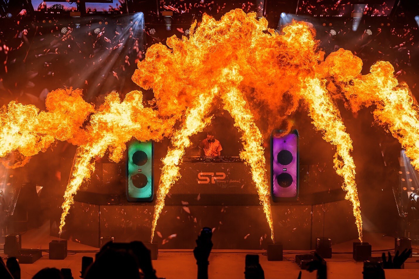 چگونه یک اسپیکر مناسب انتخاب کنیم؟