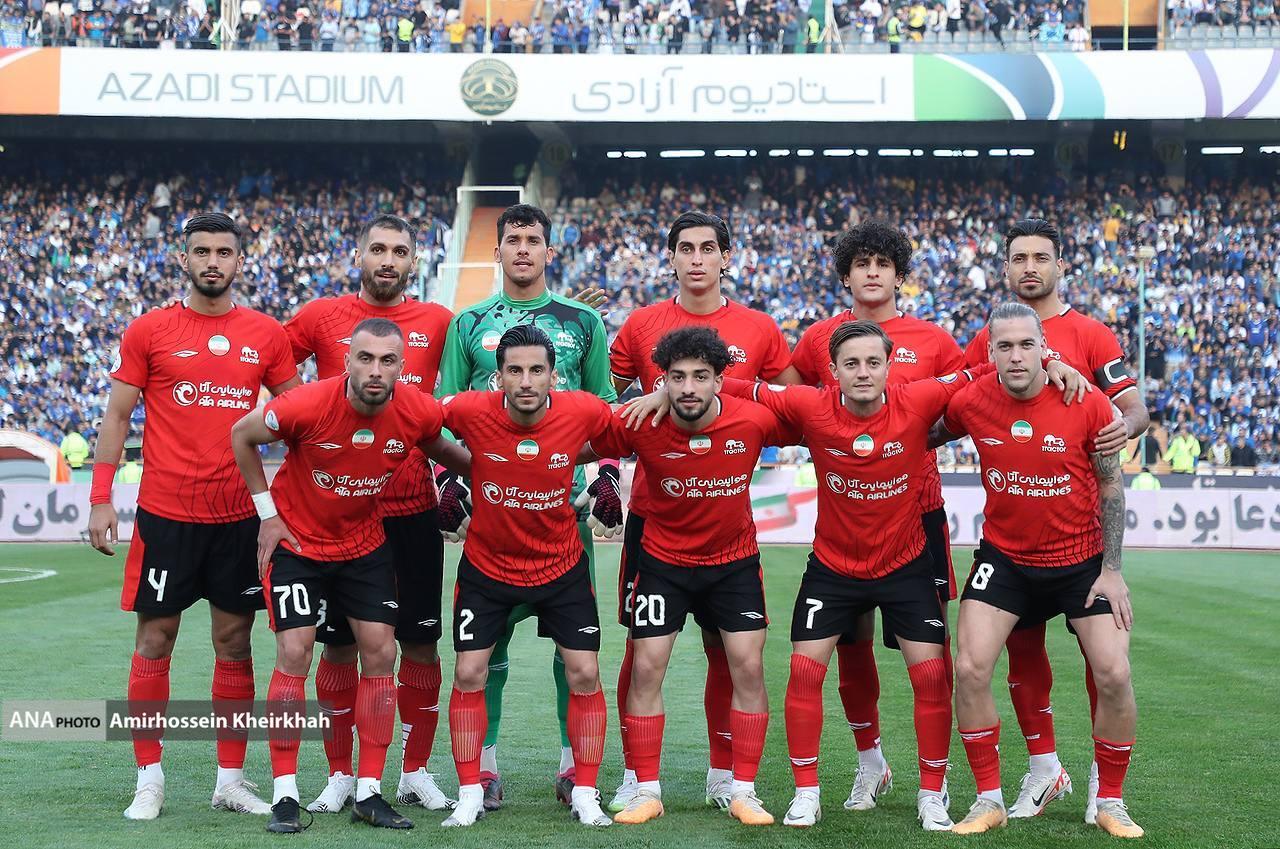 نگاهی به تصاویر برتری استقلال مقابل تراکتور نگاهی به تصاویر برتری استقلال مقابل تراکتور