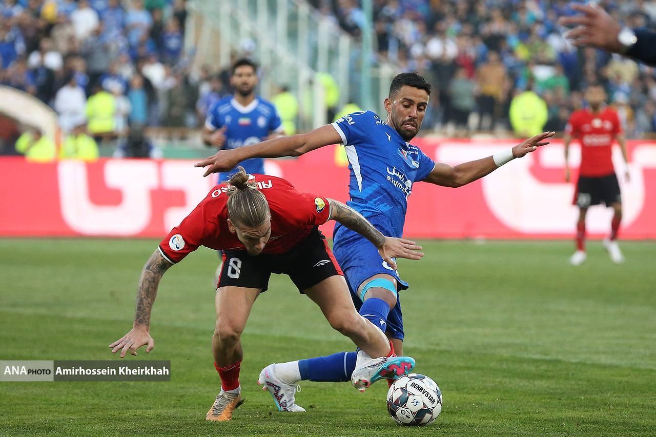 نگاهی به تصاویر برتری استقلال مقابل تراکتور نگاهی به تصاویر برتری استقلال مقابل تراکتور