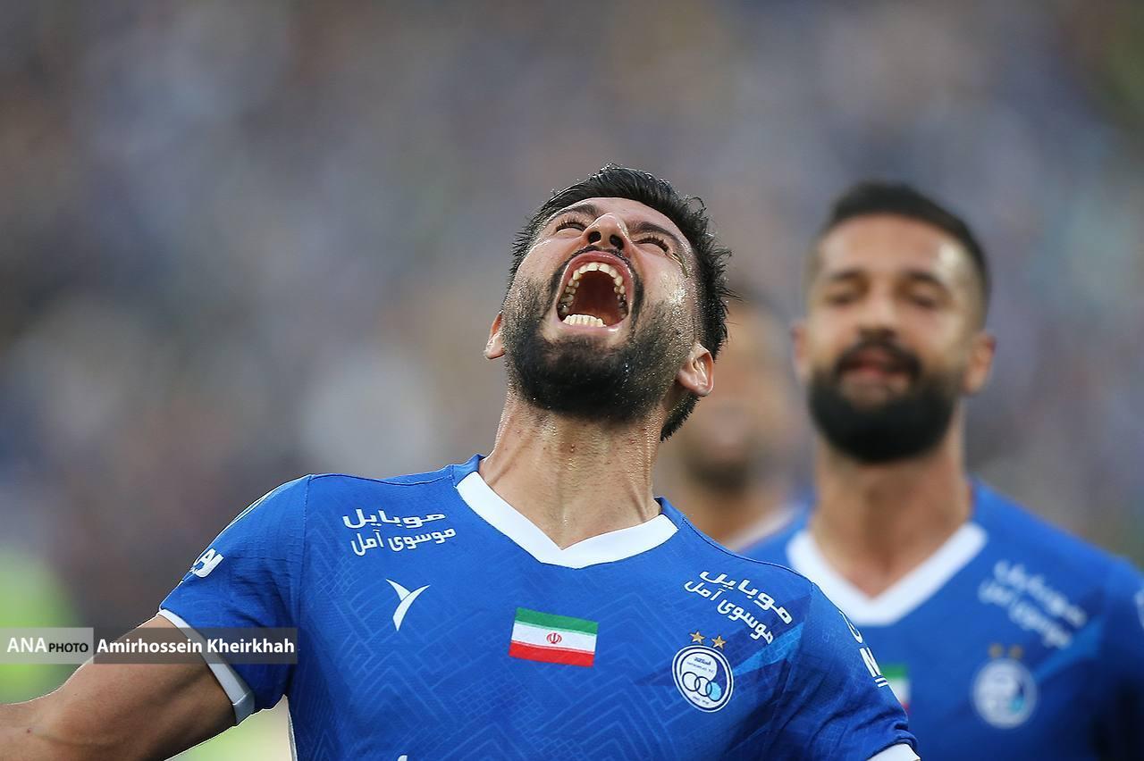 نگاهی به تصاویر برتری استقلال مقابل تراکتور نگاهی به تصاویر برتری استقلال مقابل تراکتور