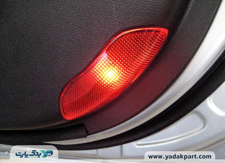 علت روشن نشدن چراغ درب سمند چیست؟