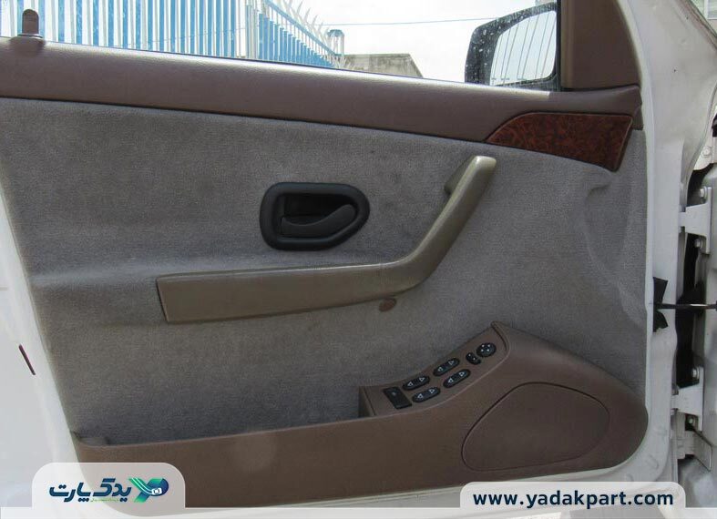 علت روشن نشدن چراغ درب سمند چیست؟ علت روشن نشدن چراغ درب سمند چیست؟