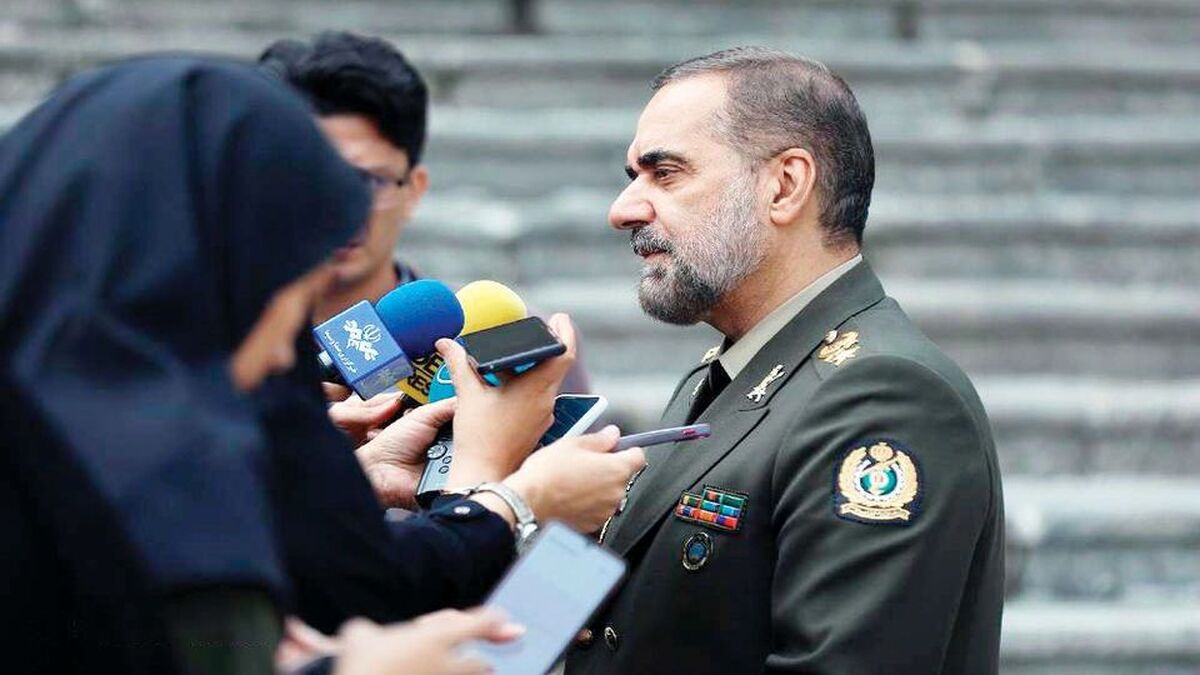 امیر آشتیانی: مسئولیت کاهش خدمت سربازی با ستادکل نیروهای مسلح است