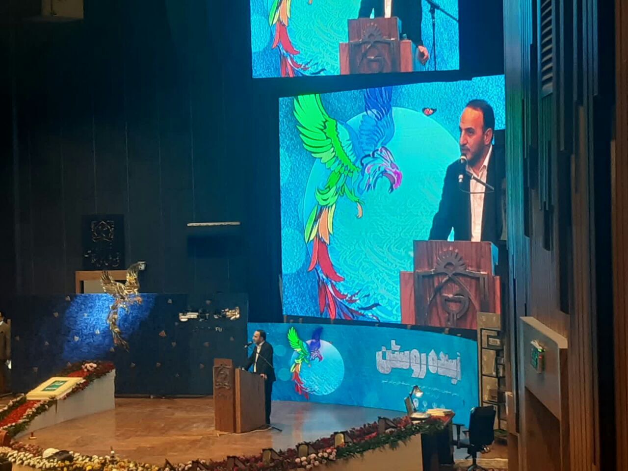 کرمی: ایران با بهرهمندی از استعداد و انگیزه جوانان بر موانع غلبه میکند کرمی: ایران با بهرهمندی از استعداد و انگیزه جوانان بر موانع غلبه میکند