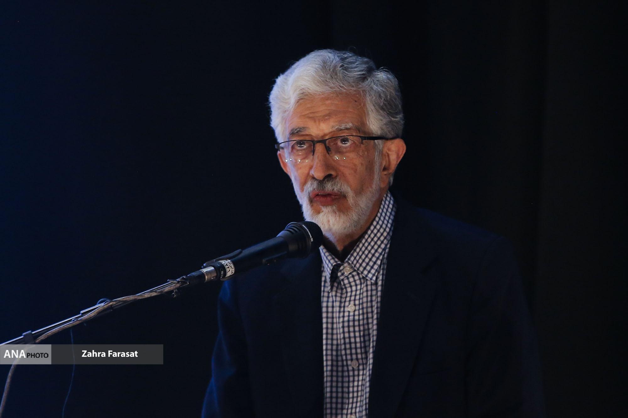 از ندوشن تا نیشابور؛ صالحی: «اسلامی ندوشن» ایران را یک رود جاری و در جریان میدید از ندوشن تا نیشابور؛ صالحی: «اسلامی ندوشن» ایران را یک رود جاری و در جریان میدید