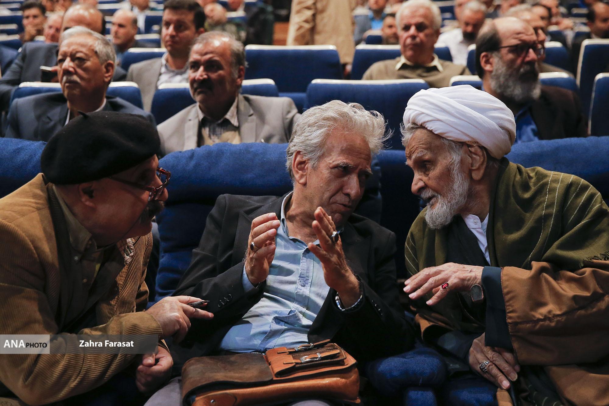 از ندوشن تا نیشابور؛ صالحی: «ندوشن» ایران را یک رود جاری و در جریان میدید از ندوشن تا نیشابور؛ صالحی: «ندوشن» ایران را یک رود جاری و در جریان میدید