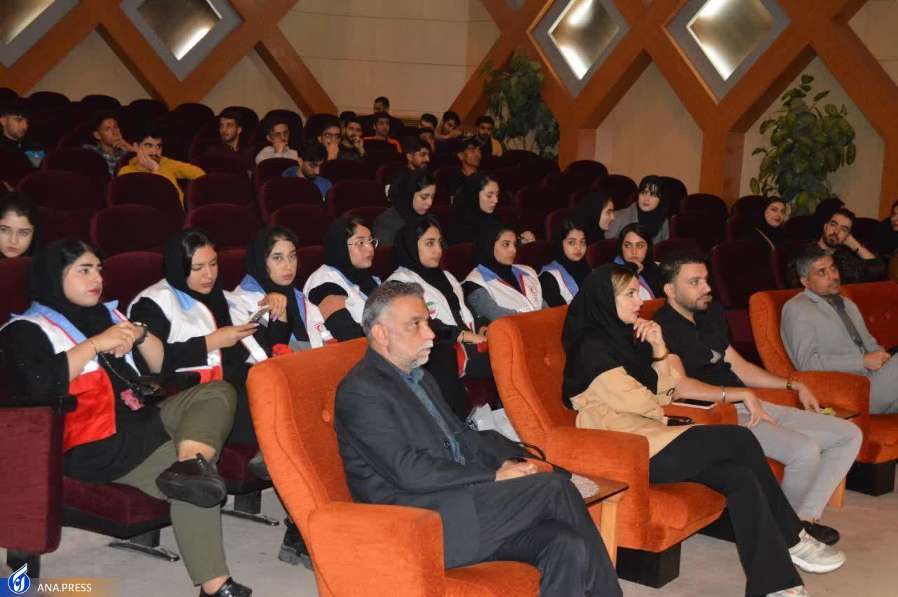 گرامیداشت روز پرستار در واحدهای دانشگاه آزاد اسلامی + تصاویر