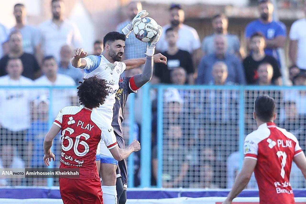 تصاویر دیدار ملوان - پرسپولیس/ سرخپوشان چگونه در انزلی متوقف شدند؟