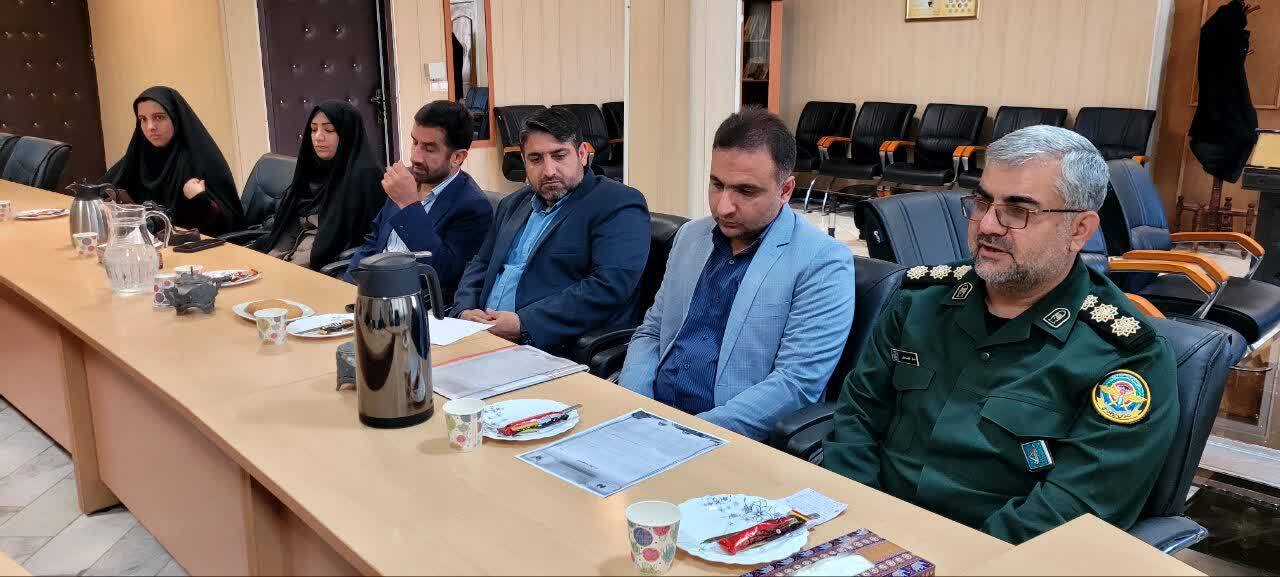 ظرفیت هنری و ادبی کشور برای تبیین دوران دفاع مقدس وسیع و عمیق است ظرفیت هنری و ادبی کشور برای تبیین دوران دفاع مقدس وسیع و عمیق است