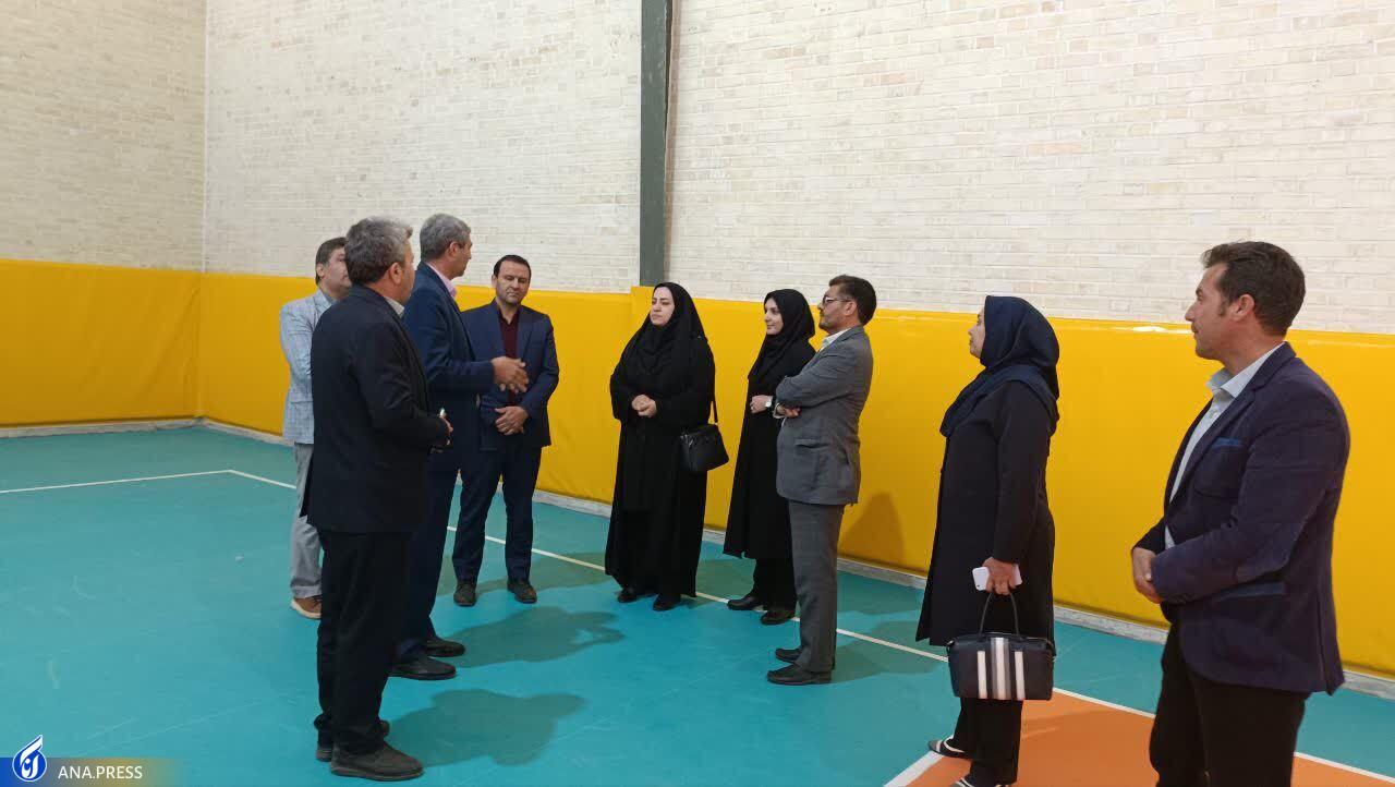 رونمایی از سالن ورزشی شهید آرمان علیوردی در کاشان رونمایی از سالن ورزشی شهید آرمان علیوردی در کاشان