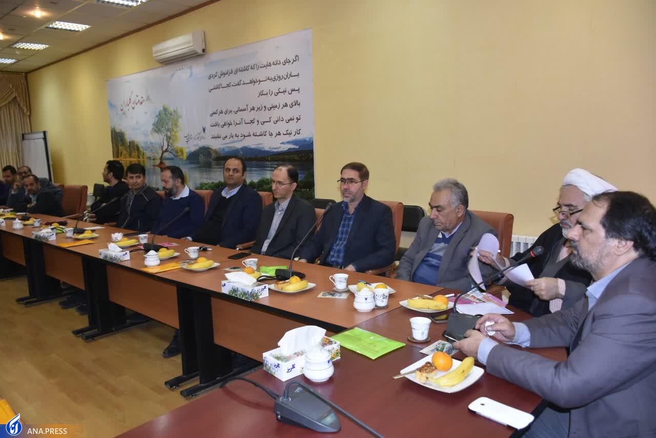 هم‌افزایی دانشگاه آزادی‌ها در گردهمایی ۳۰ هزار نفری جبهه علمی بسیج اساتید