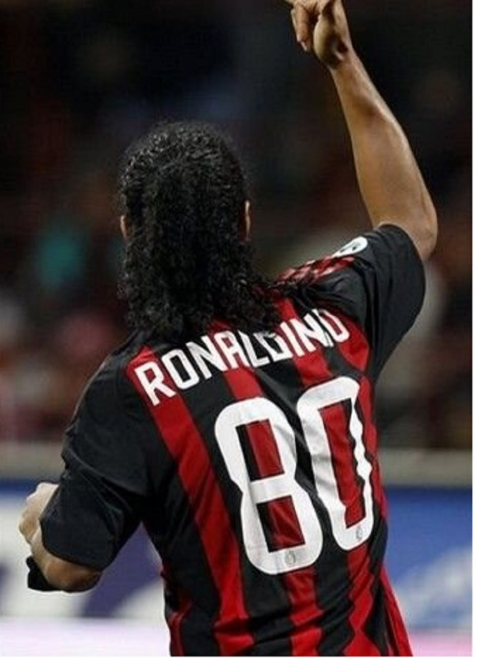 بازی براساس خرافات، دلایل مذهبی و ریاضی یا سال تولد؛ ۱۰ بازیکن فوتبال با شماره پیراهنهای عجیب و غریب کدام هستند؟ بازی براساس خرافات، دلایل مذهبی و ریاضی یا سال تولد؛ ۱۰ بازیکن فوتبال با شماره پیراهنهای عجیب و غریب کدام هستند؟