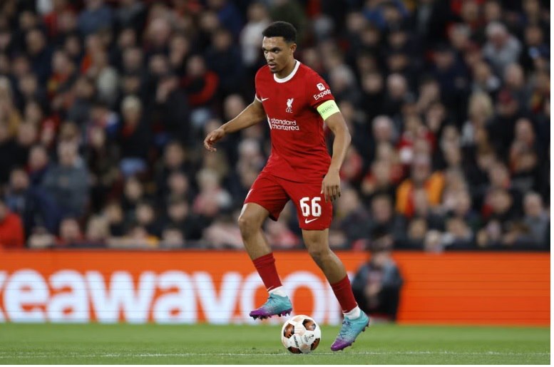 بازی براساس خرافات، دلایل مذهبی و ریاضی یا سال تولد؛ ۱۰ بازیکن فوتبال با شماره پیراهن‌های عجیب و غریب کدام هستند؟