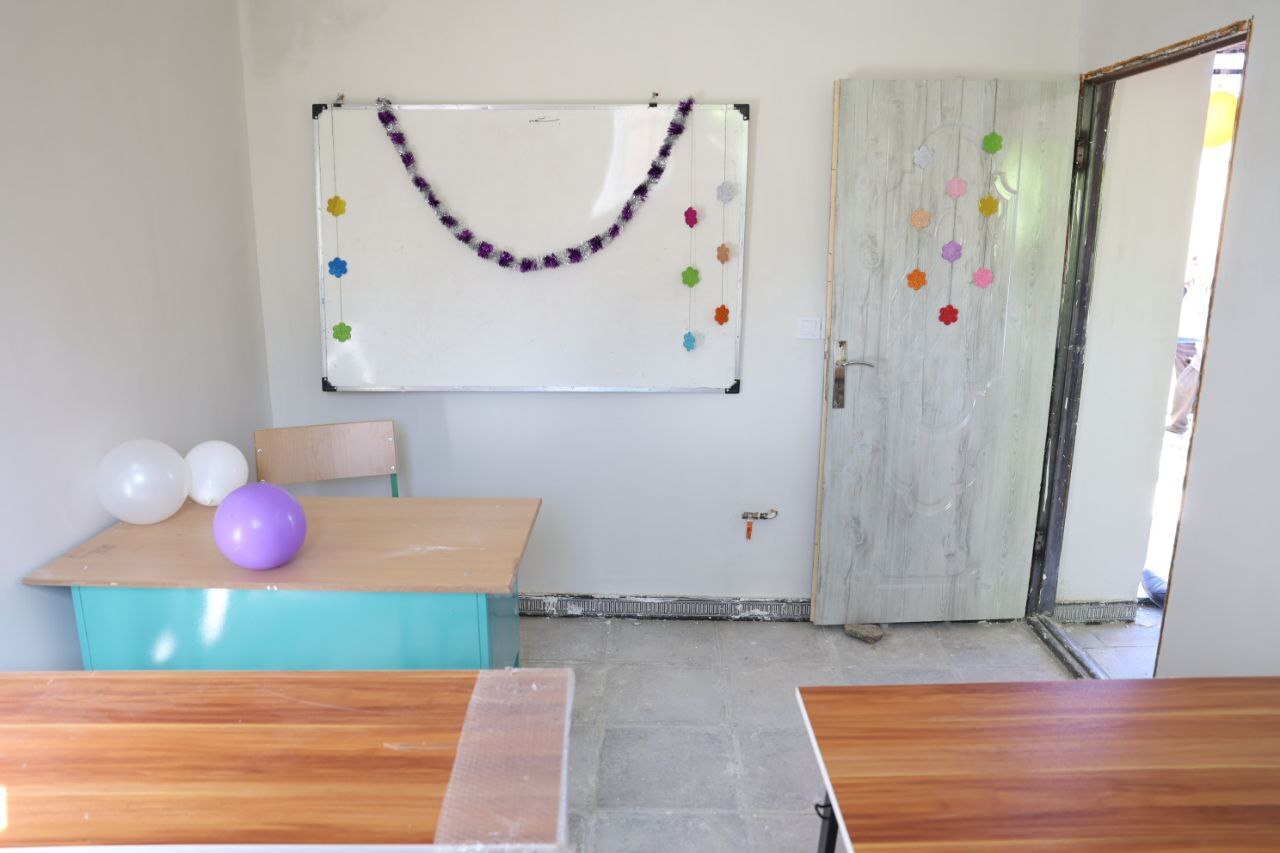 دانش آموزانی که در کانکس درس میخواندند صاحب مدرسه شدند+ عکس و فیلم دانش آموزانی که در کانکس درس میخواندند صاحب مدرسه شدند+ عکس و فیلم