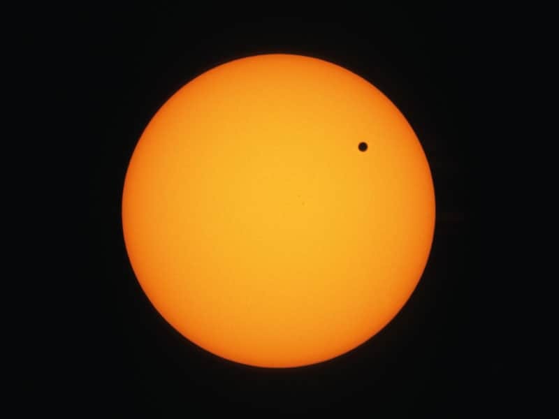 ۱۵ آذر در دنیای علم چه خبر؟ ۱۵ آذر در دنیای علم چه خبر؟