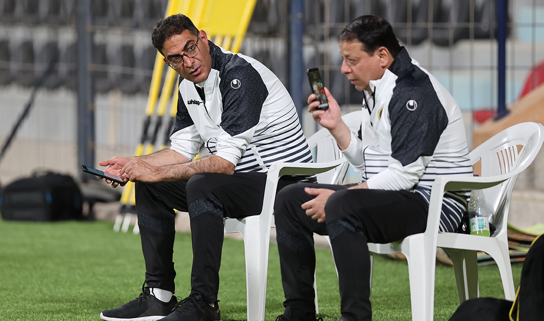 طوفان زرد در باشگاه سپاهان/ ساکت با کوله باری از ناکامی میرود؟ طوفان زرد در باشگاه سپاهان/ ساکت با کوله باری از ناکامی میرود؟