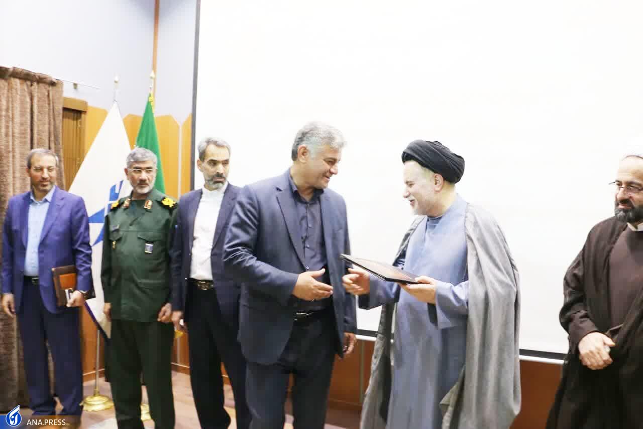 علمالهدی: نظام اسلامی ستون فقرات مقاومت است علمالهدی: نظام اسلامی ستون فقرات مقاومت است