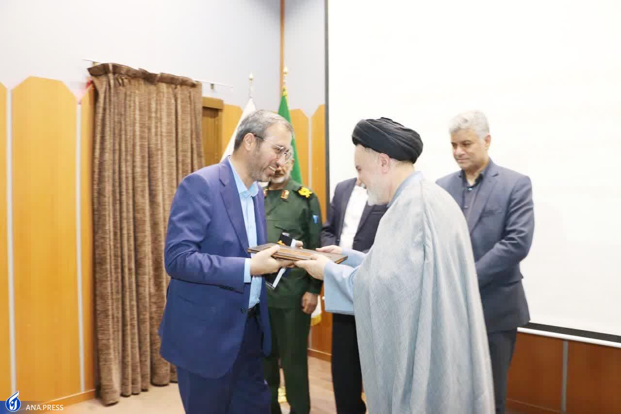 علم‌الهدی: نظام اسلامی ستون فقرات مقاومت است