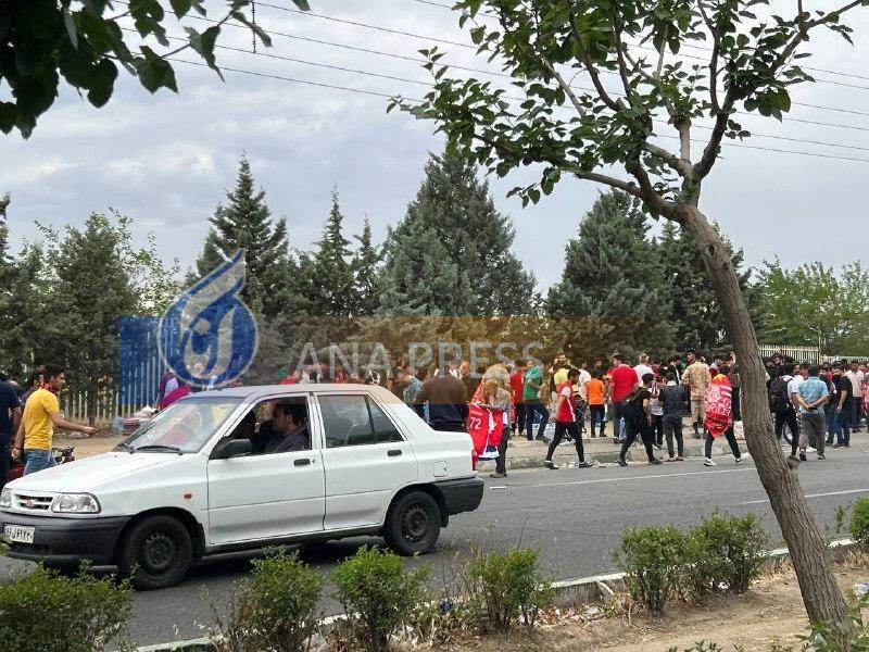 مرور حواشی آخرین دربی| از مصدومیت گلر استقلال و اهانت به دروازهبان پرسپولیس تا اخراج جنجالی ساپینتو و خطر کوری یک هوادار مرور حواشی آخرین دربی| از مصدومیت گلر استقلال و اهانت به دروازهبان پرسپولیس تا اخراج جنجالی ساپینتو و خطر کوری یک هوادار