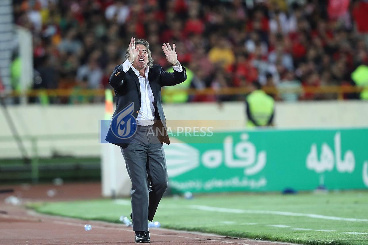 مرور حواشی آخرین دربی| از مصدومیت گلر استقلال و اهانت به دروازهبان پرسپولیس تا اخراج جنجالی ساپینتو و خطر کوری یک هوادار مرور حواشی آخرین دربی| از مصدومیت گلر استقلال و اهانت به دروازهبان پرسپولیس تا اخراج جنجالی ساپینتو و خطر کوری یک هوادار