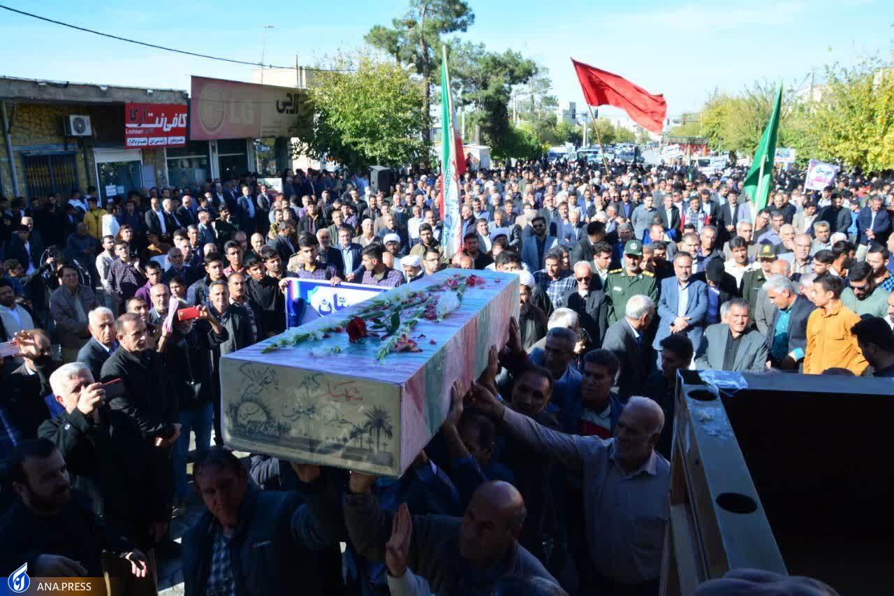 فیلم | میزبانی دانشگاه آزاد اسلامی از شهدای گمنام فیلم | میزبانی دانشگاه آزاد اسلامی از شهدای گمنام