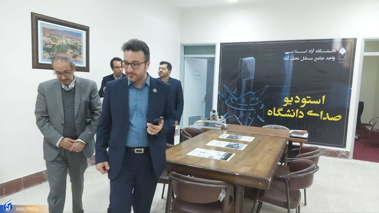 درخشه: بیشترین دانشجوی خارجی دانشگاه آزاد متعلق به عراق است درخشه: بیشترین دانشجوی خارجی دانشگاه آزاد متعلق به عراق است