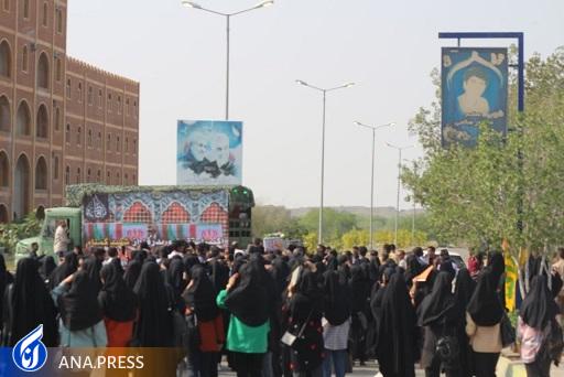 واحدهای دانشگاه آزاد اسلامی عطر فاطمی گرفت/ عطر «ایثار و شهادت» در آسمان دانشگاهها و قیام دانشجویان به احترام لالههای گلگلونکفن واحدهای دانشگاه آزاد اسلامی عطر فاطمی گرفت/ عطر «ایثار و شهادت» در آسمان دانشگاهها و قیام دانشجویان به احترام لالههای گلگلونکفن