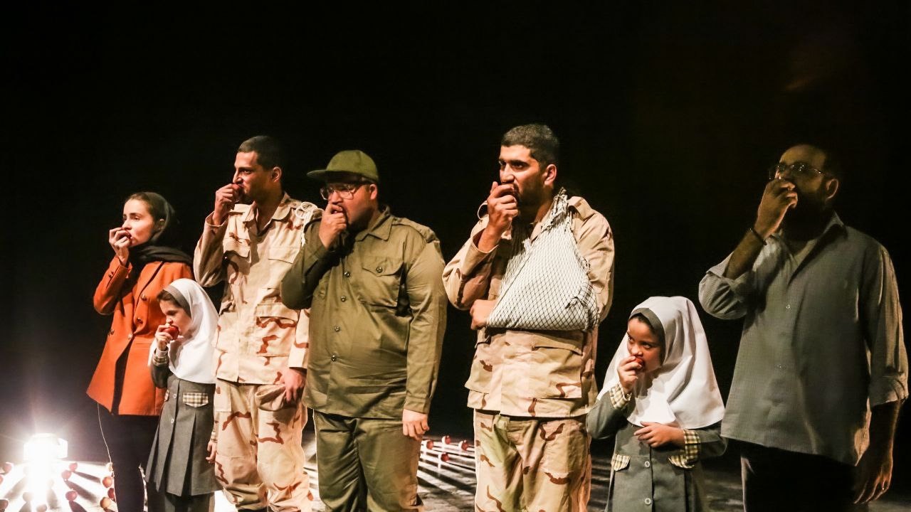 چالش های همزمان دوبلوری و بازیگری/به دنبال یک حضور روی صحنه بودم چالش های همزمان دوبلوری و بازیگری/به دنبال یک حضور روی صحنه بودم