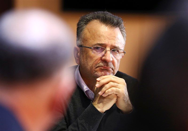 بلاتکلیفی فدراسیون والیبال ادامهدار شد/ اکبری جانشین احتمالی داورزنی؟ بلاتکلیفی فدراسیون والیبال ادامهدار شد/ اکبری جانشین احتمالی داورزنی؟