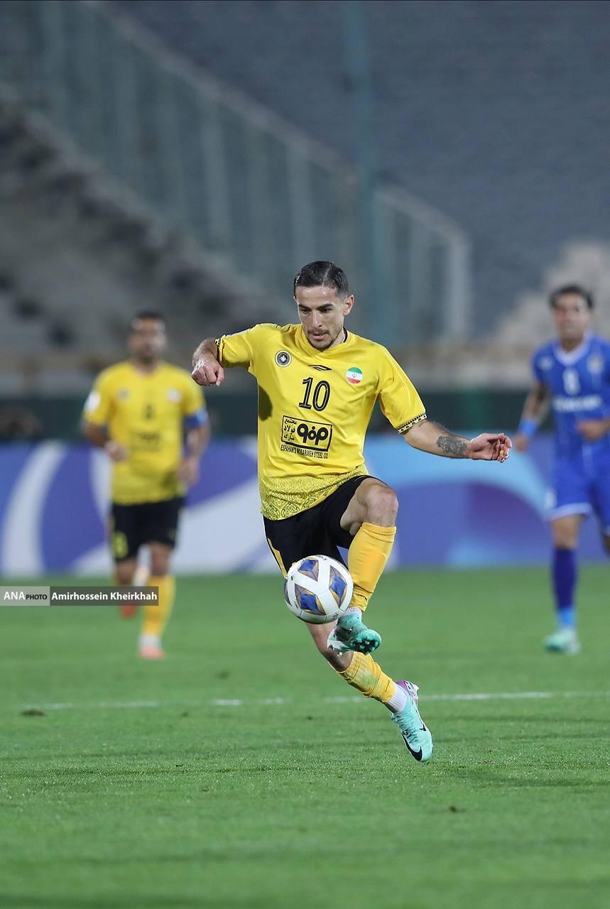 گزارش تصویری از دیدار پرحادثه سپاهان و نیروی هوایی عراق گزارش تصویری از دیدار پرحادثه سپاهان و نیروی هوایی عراق