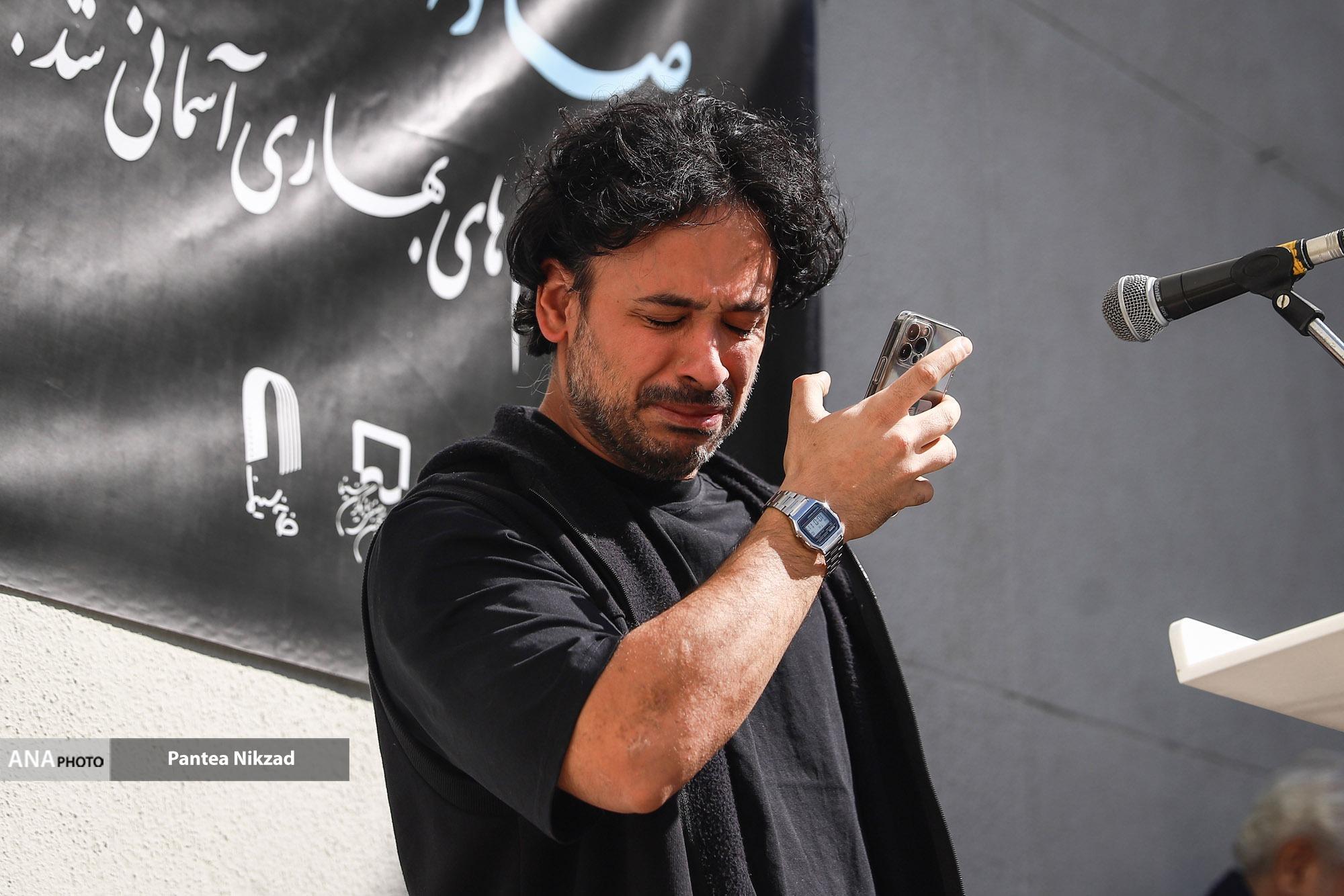 تشییع پیکر زندهیاد رضا داودنژاد در خانه سینما+ عکس و فیلم تشییع پیکر زندهیاد رضا داودنژاد در خانه سینما+ عکس و فیلم