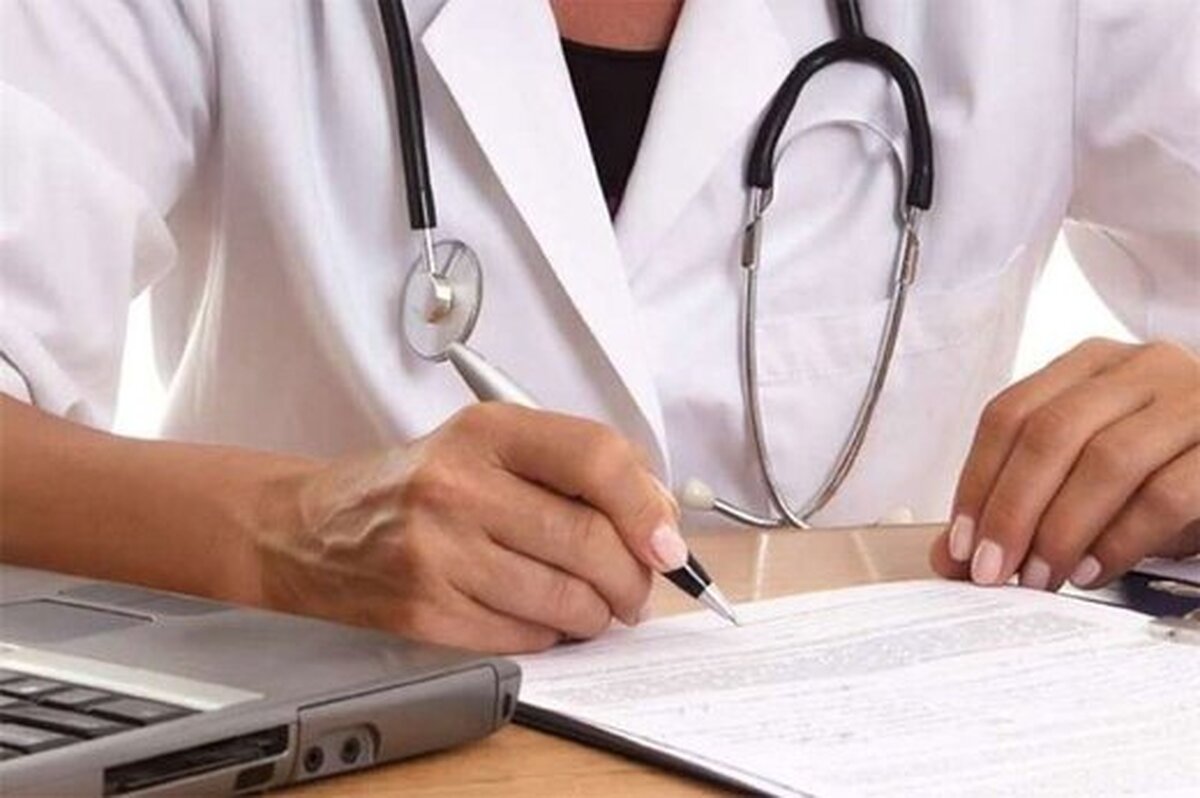 تعرفه‌گذاری پزشکان چالش جدید نظام سلامت  اختلاف نظر وزارت بهداشت و نظام پزشکی دردسرساز می‌شود؟