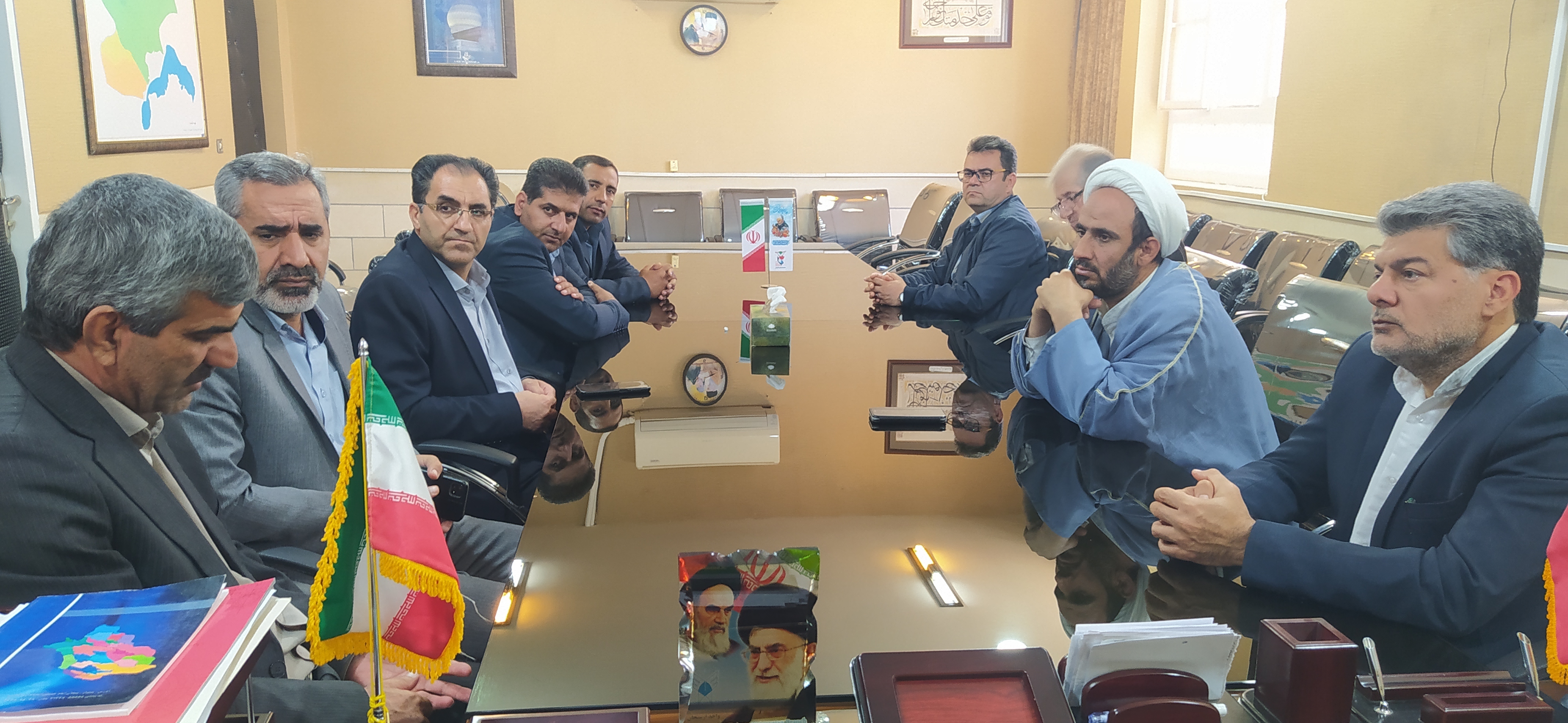 اجرای برنامههای راهبردی در دانشگاه آزاد ارسنجان برای تحقق شعار سال اجرای برنامههای راهبردی در دانشگاه آزاد ارسنجان برای تحقق شعار سال