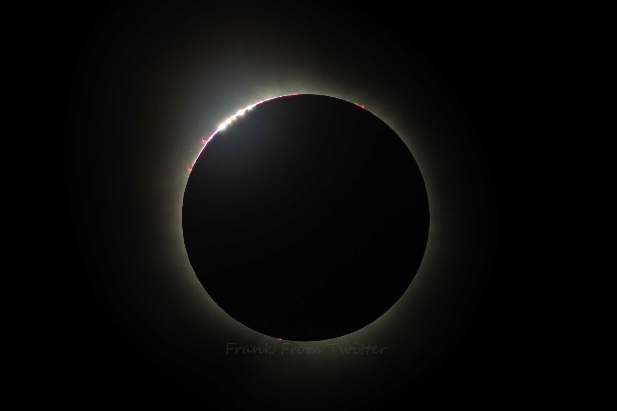 تصاویری از خورشیدگرفتگی بیستم فروردین