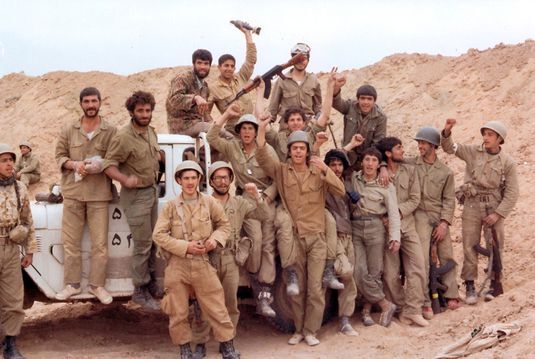 عوامل مؤثر بر تضعیف و تحکیم اخلاق اجتماعی عوامل مؤثر بر تضعیف و تحکیم اخلاق اجتماعی