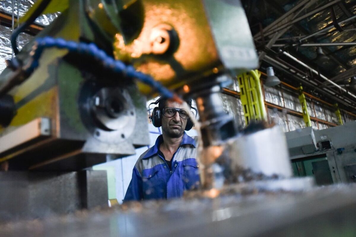 سود مشارکت خودروسازان و دانشبنیانها در تولید قطعات خودرویی تولید قطعات خودرویی