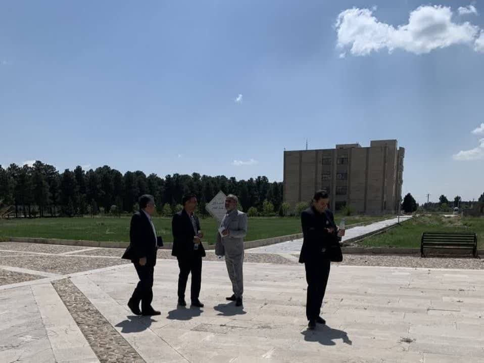 امیدآفرینی در درآمدزایی غیرشهریهای با استفاده از محصولات نوآورانه و فناورانه امیدآفرینی در درآمدزایی غیرشهریهای با استفاده از محصولات نوآورانه و فناورانه