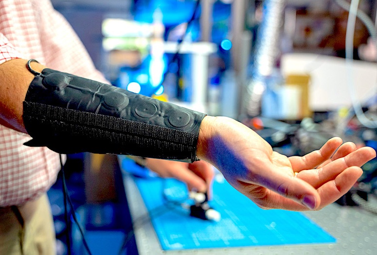 کاربردهای بالقوه بازخورد لمسی| انتقال حس مجازی به تجربه‌ای واقعی