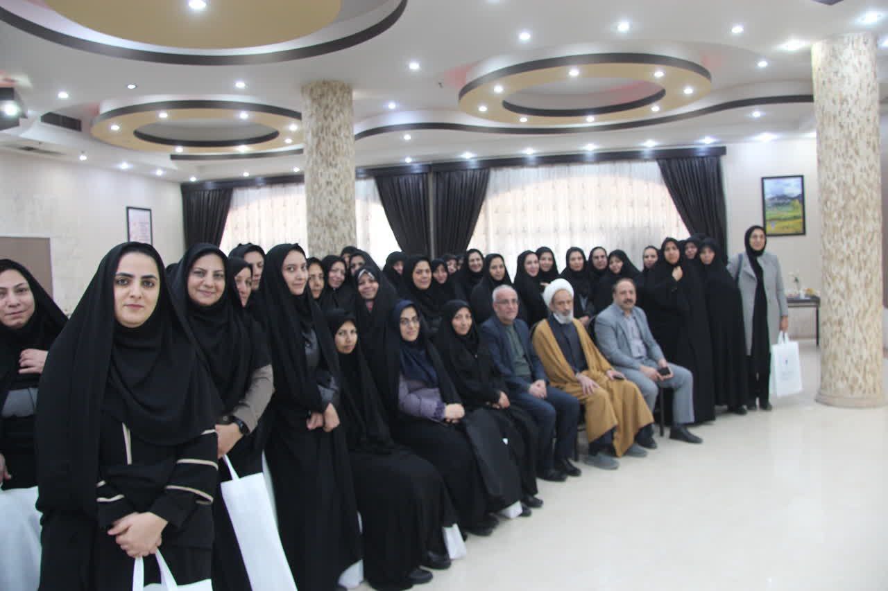 مادران شهدا باعظمت و صبور هستند؛ نقش‌آفرینی بانوان در کشور به برکت خون شهدا