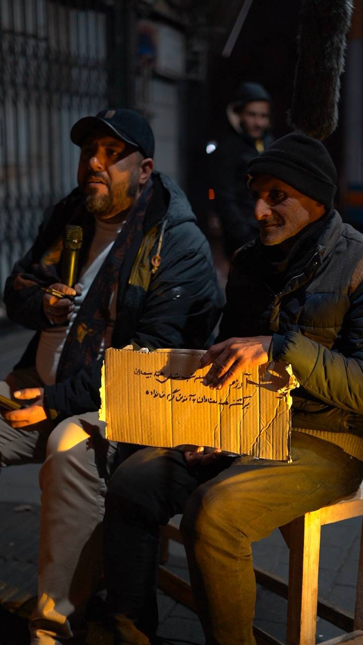 تئاتر کاربردی به داد کارتنخوابها رسید/وقتی شب یلدای بیخانمانها زیبا شد تئاتر کاربردی به داد کارتنخوابها رسید/وقتی شب یلدای بیخانمانها زیبا شد