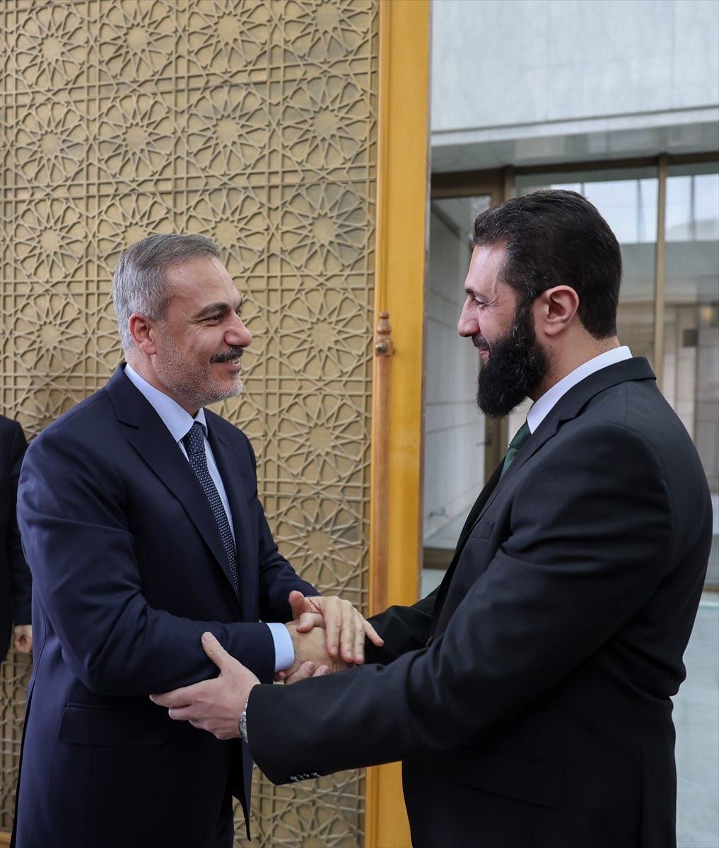 دیدار فیدان با الجولانی در دمشق دیدار فیدان با الجولانی در دمشق