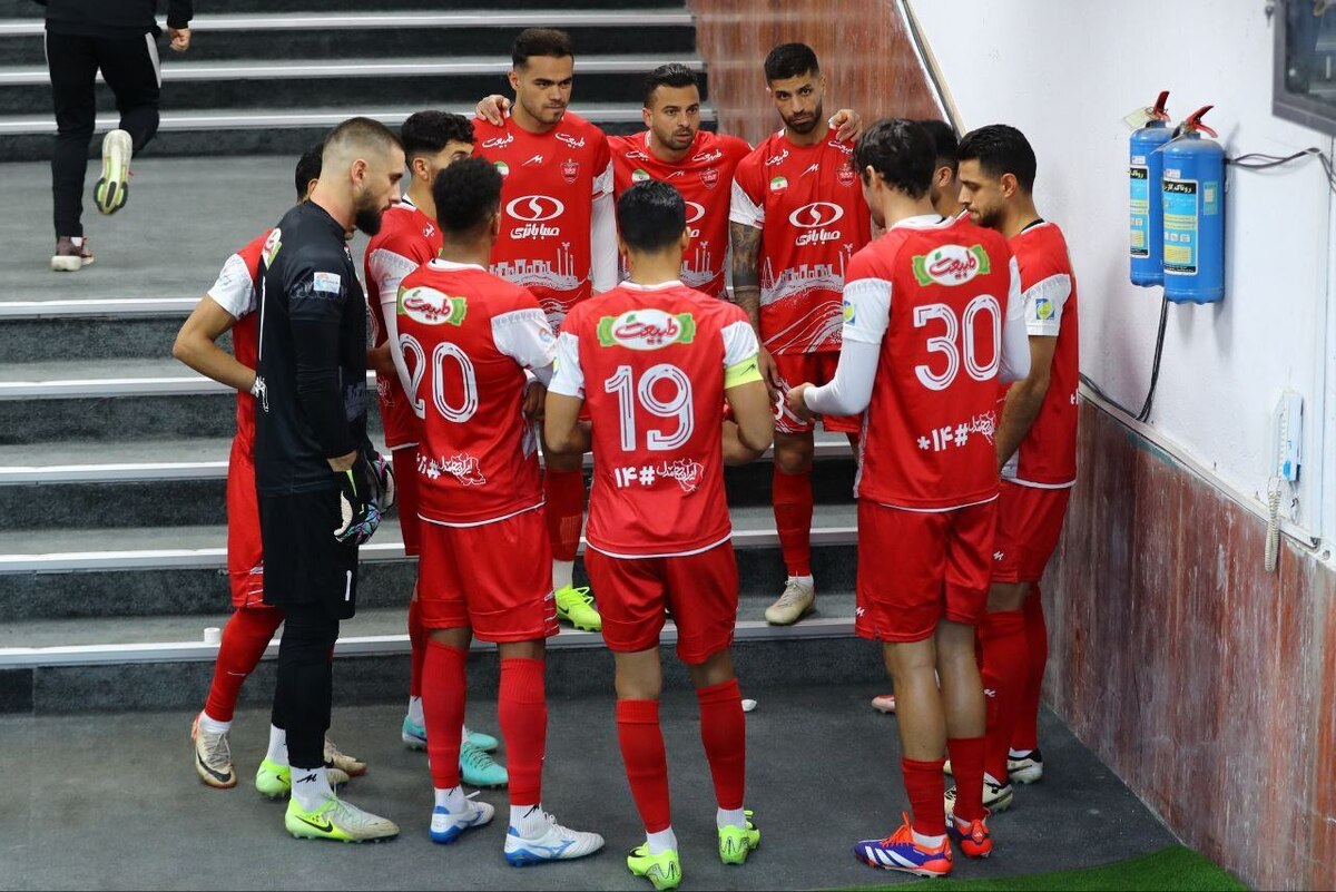 درخشان: پرسپولیس نباید ضرر کند/ تعلل باشگاه را برای انتخاب سرمربی نمی‌دانم