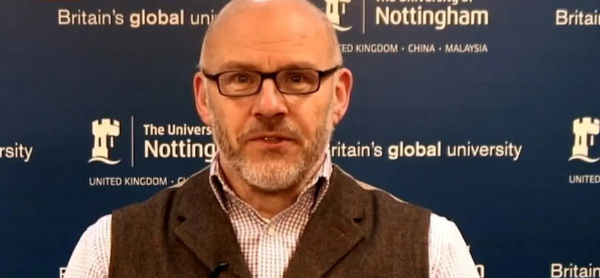 مکرون باید کمتر حرف بزند؛ «فساد در هسته سیاست» از دلایل اقبال راست افراطی در اروپا مکرون باید کمتر حرف بزند؛ «فساد در هسته سیاست» از دلایل اقبال راست افراطی در اروپا