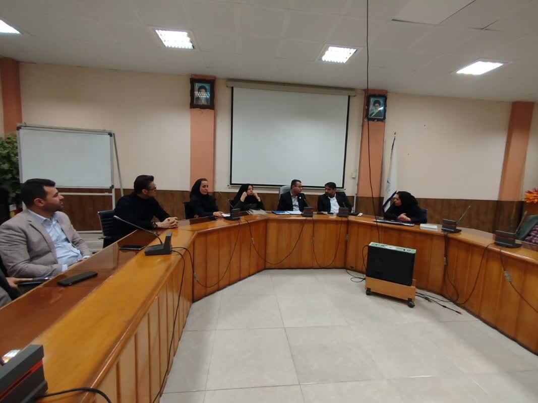 بازدید مدیرکل توسعه خدمات سلامت دانشگاه آزاد از واحد کازرون بازدید مدیرکل توسعه خدمات سلامت دانشگاه آزاد از واحد کازرون