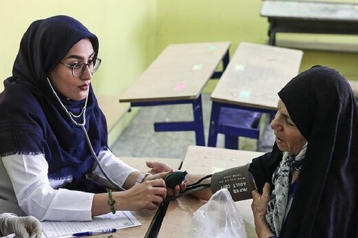 دستاوردهای انقلاب اسلامی در حوزه سلامت؛ از تربیت پزشک تا افزایش امید به زندگی دستاوردهای انقلاب اسلامی در حوزه سلامت؛ از تربیت پزشک تا افزایش امید به زندگی