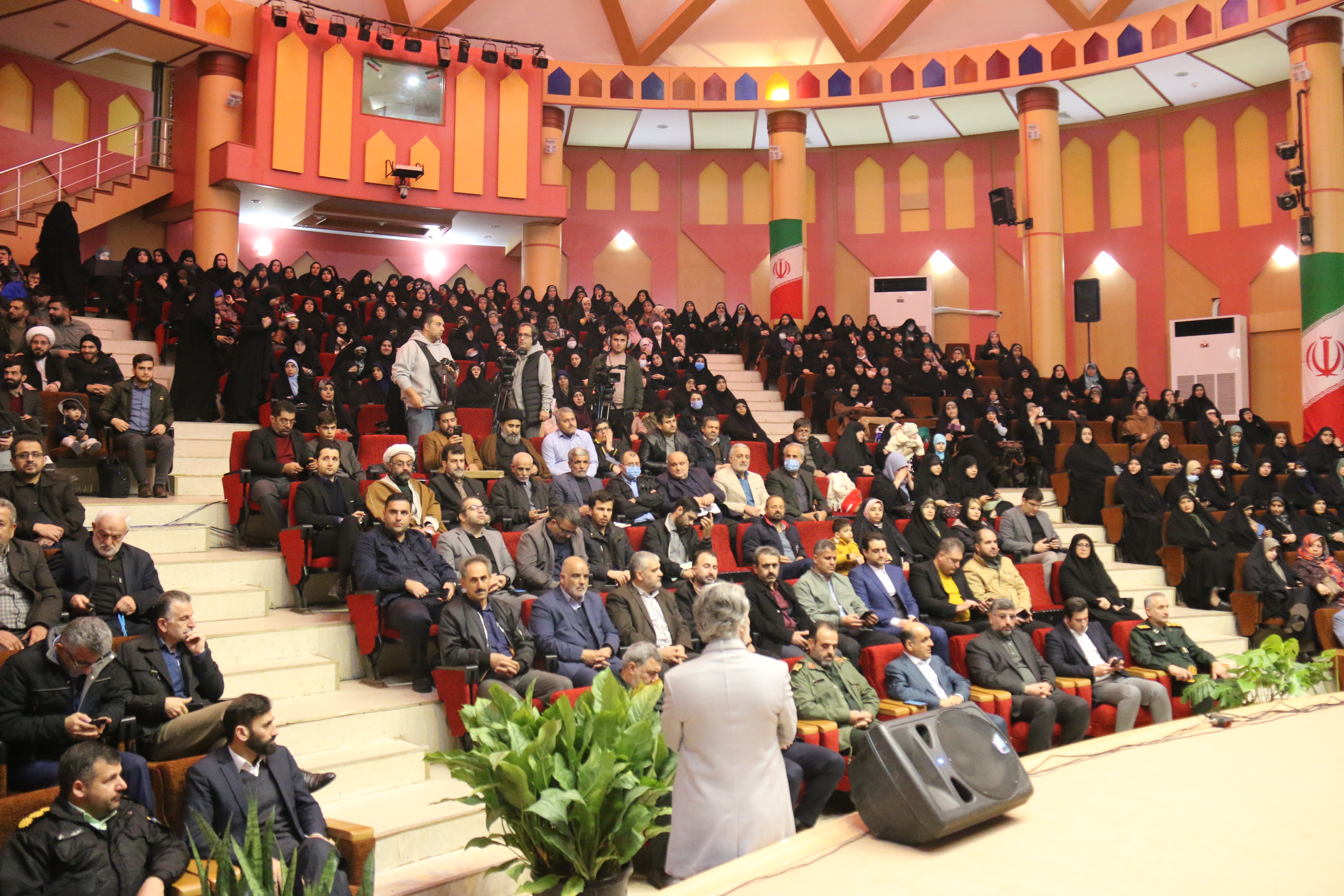 از اهمیت تبیین دستاوردهای انقلاب اسلامی تا هشدار درباره جنگ نرم دشمن از اهمیت تبیین دستاوردهای انقلاب اسلامی تا هشدار درباره جنگ نرم دشمن