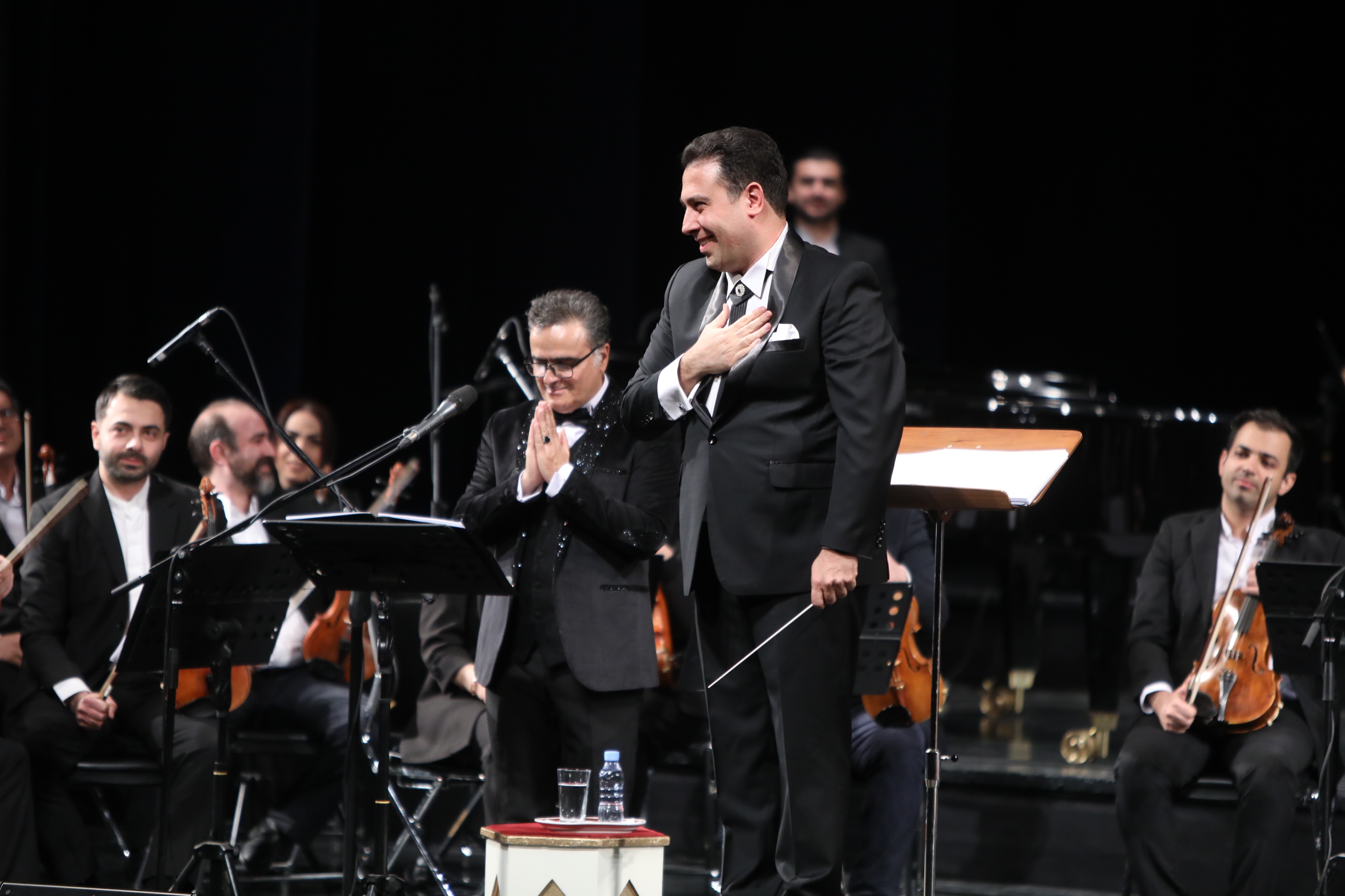 اجرای قطعات نوستالژیک و پر مخاطب با یک ارکستر اصیل ایرانی/شایسته: موسیقی ما برای همه نسل ها قابل شنیدن است