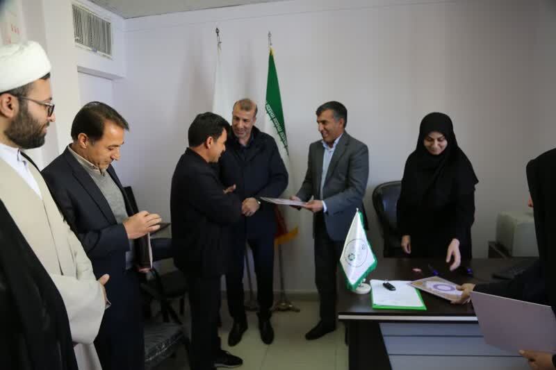 گشایش خانه فناور محیط زیست دانشگاه آزاد ایلام؛ حمایت از پایان‌نامه‌های دانشجویی با محور محیط زیست