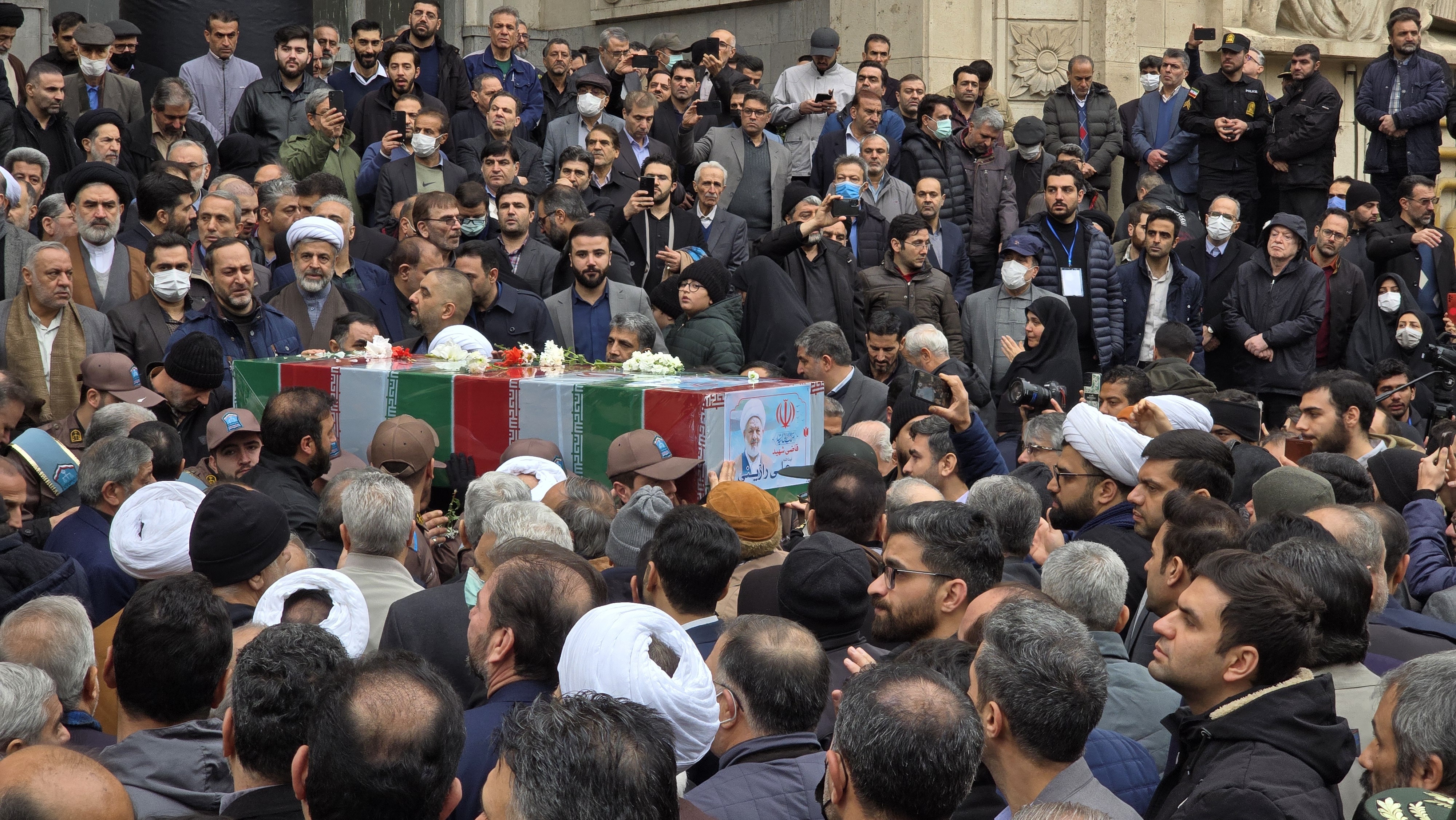 تشییع پیکر شهیدان «رازینی» و «مقیسه» برگزار شد + عکس و فیلم تشییع پیکر شهیدان «رازینی» و «مقیسه» برگزار شد + عکس و فیلم